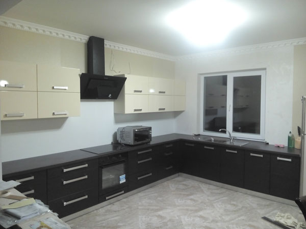 Мебель в стиле Hi-Tech, современно и комфортно